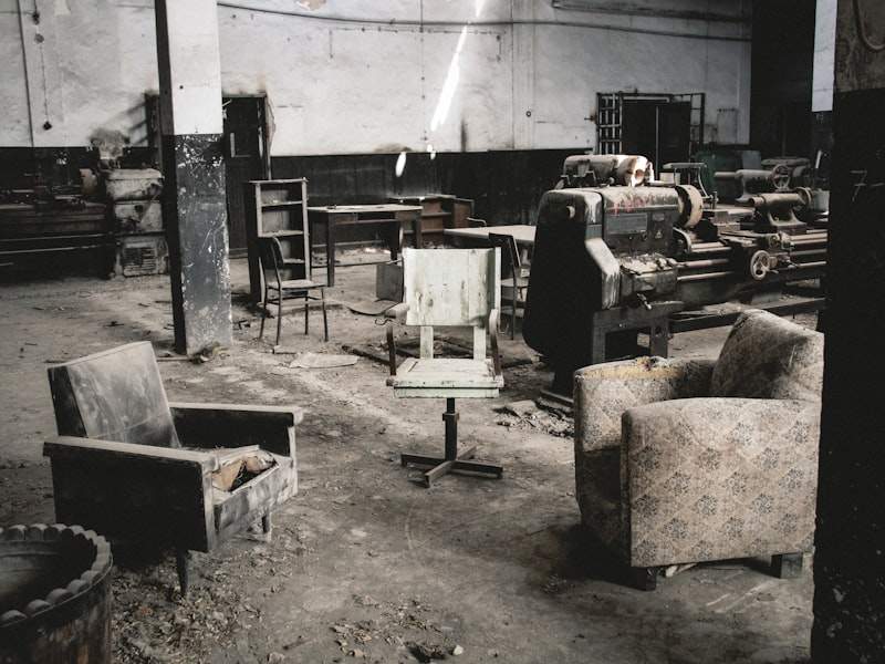 Estate Cleanout Checklist for Costa Mesa Families